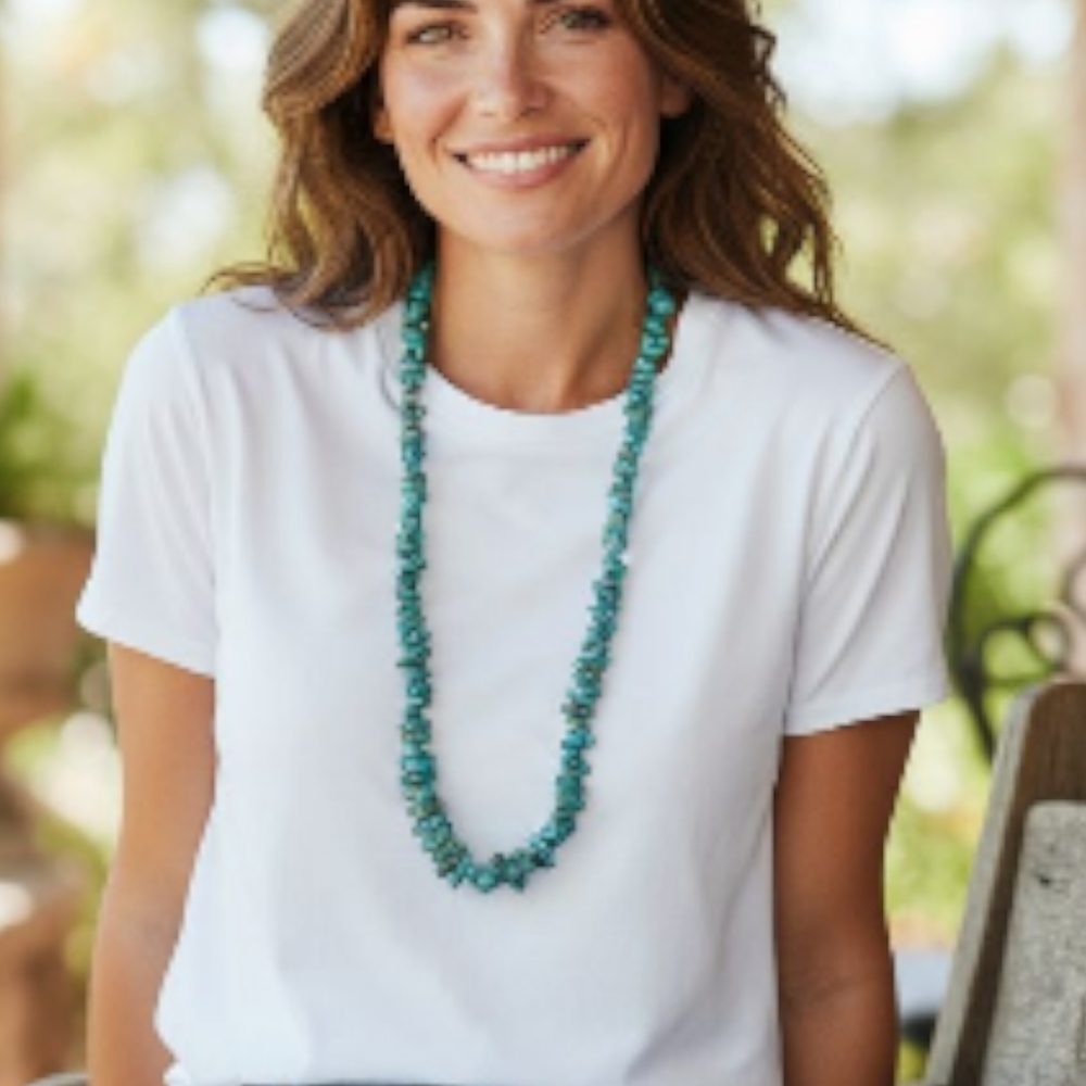 Turquoise Beaded Necklace - Picture 4 of 4